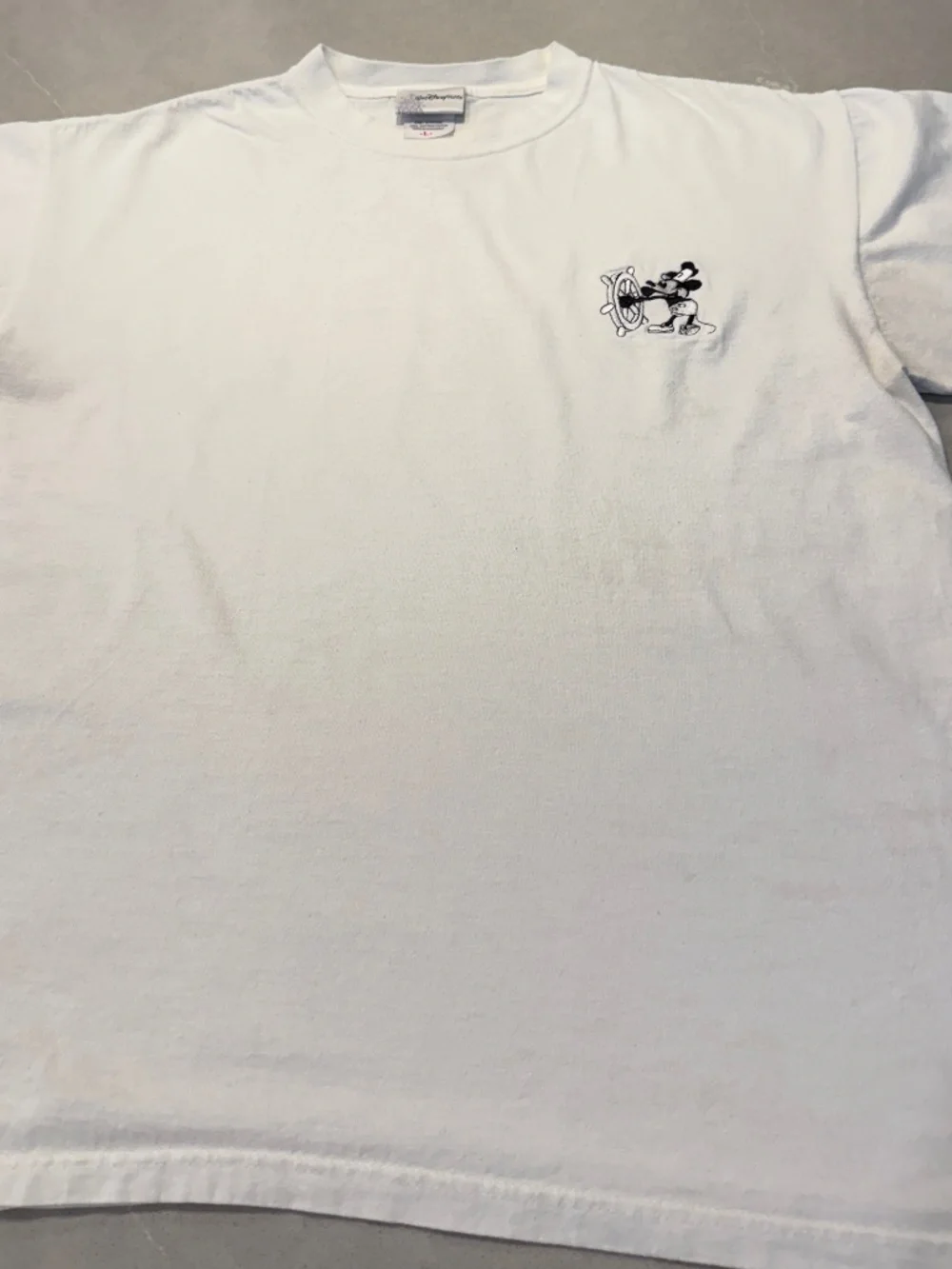 VTG Walt Disney World Steamboat Willie Embroidered T-Shirt White Large